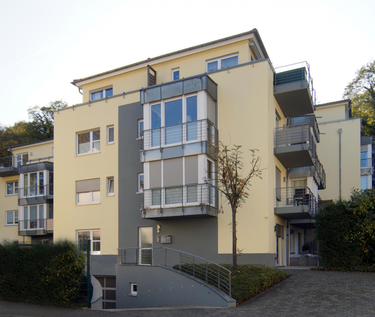 façade refurbishment, apartment building