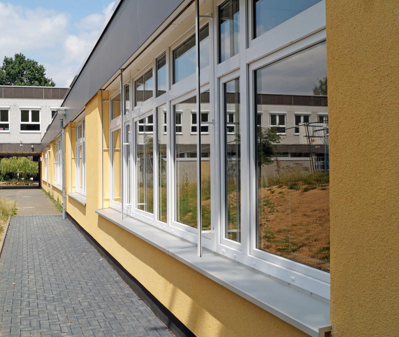 Aussenansicht Erweiterungsbau Erweiterungsbau Schule Bonn Architekt