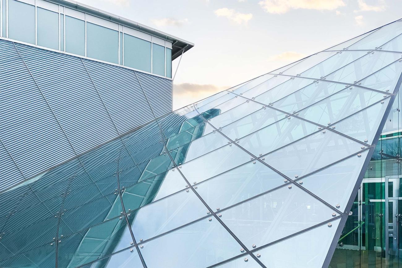 Fassadenansicht Glasfachschule Rheinbach Sanierung Brandschutz