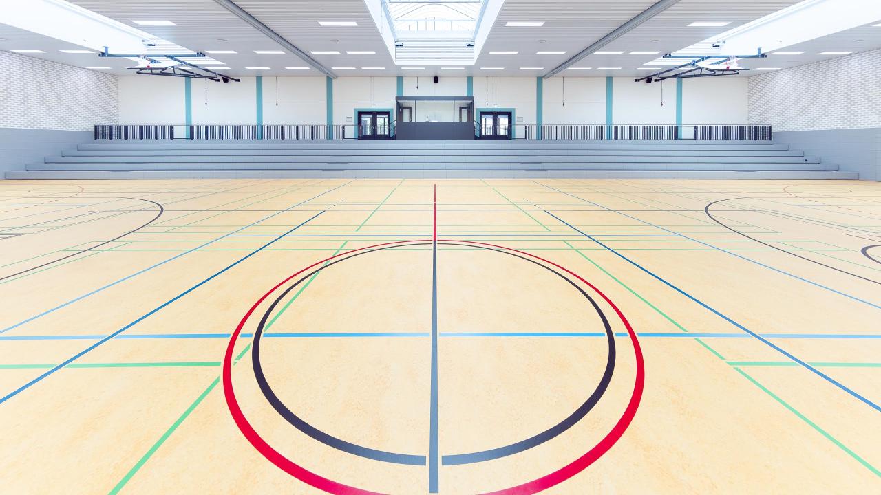 Dreifeldsporthalle Sanierung Rheinbach durch Beyss Architekten